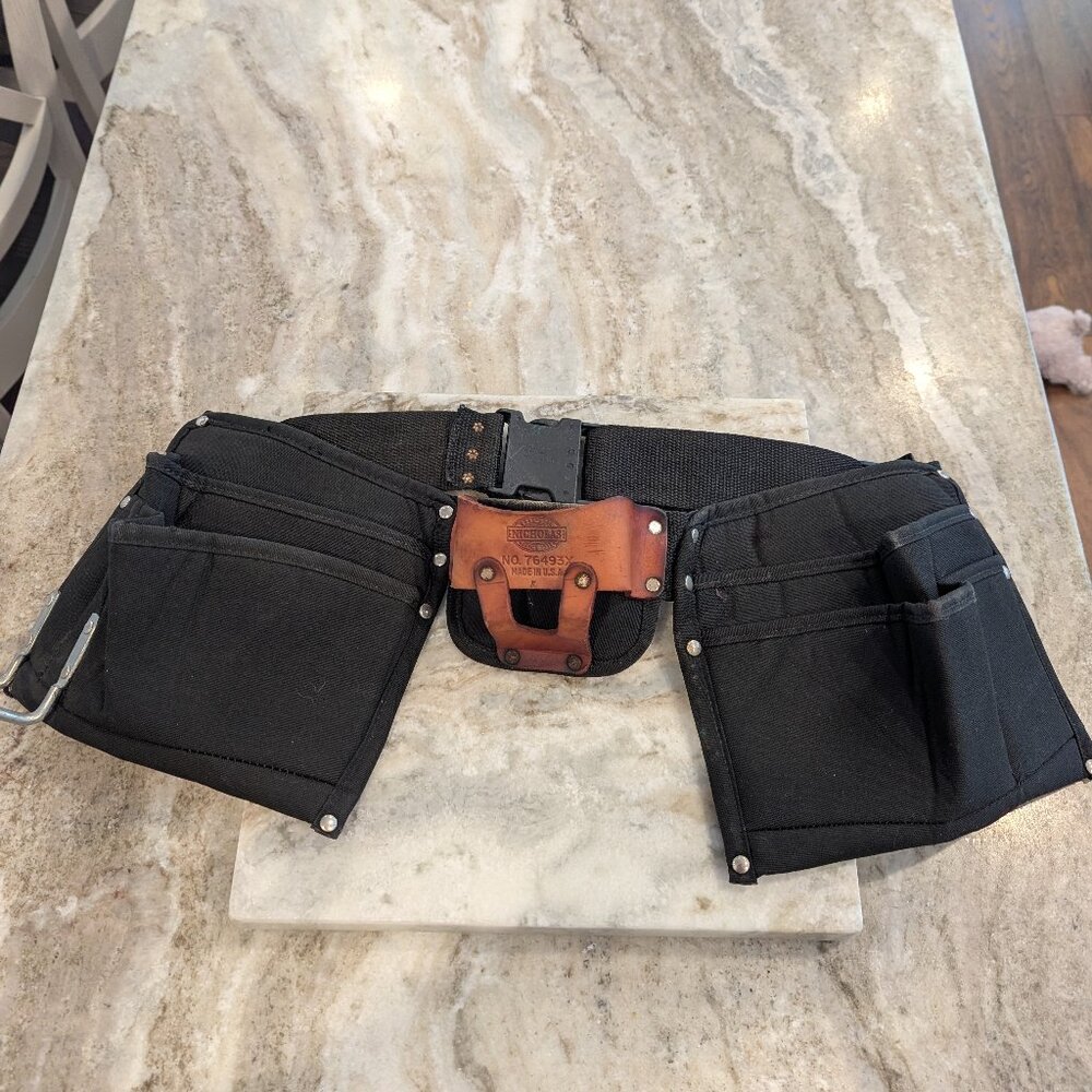 McGuire-Nicholas 76493X MB 10 Pocket Pro Carpenter Pouch Black and Tan Leather